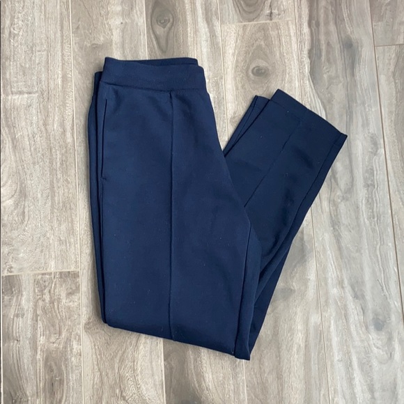 Women’s Uniqlo navy joggers - Picture 4 of 5
